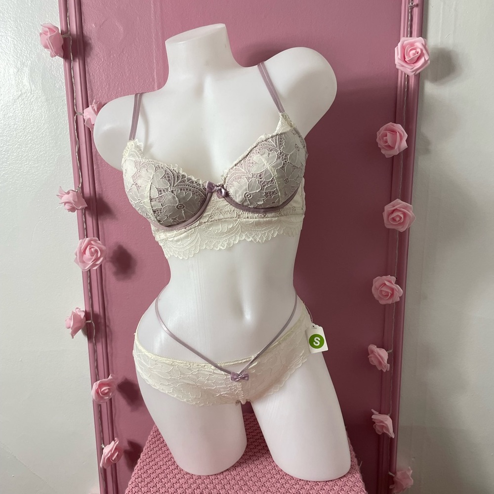 NWT - 36A - SMALL lingerie set underwear panties & bra top pink white dentelle
